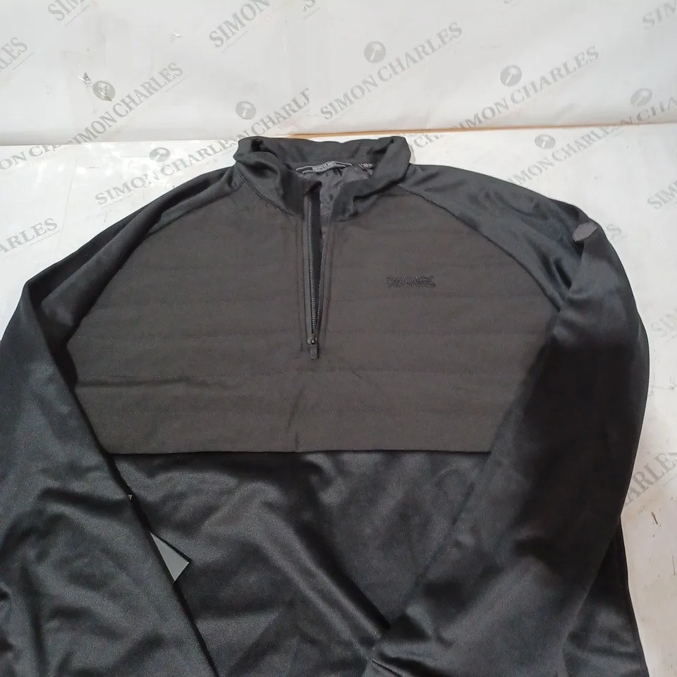 REGATTA ADDINSON MENS HYBRID JACKET IN BLACK - L