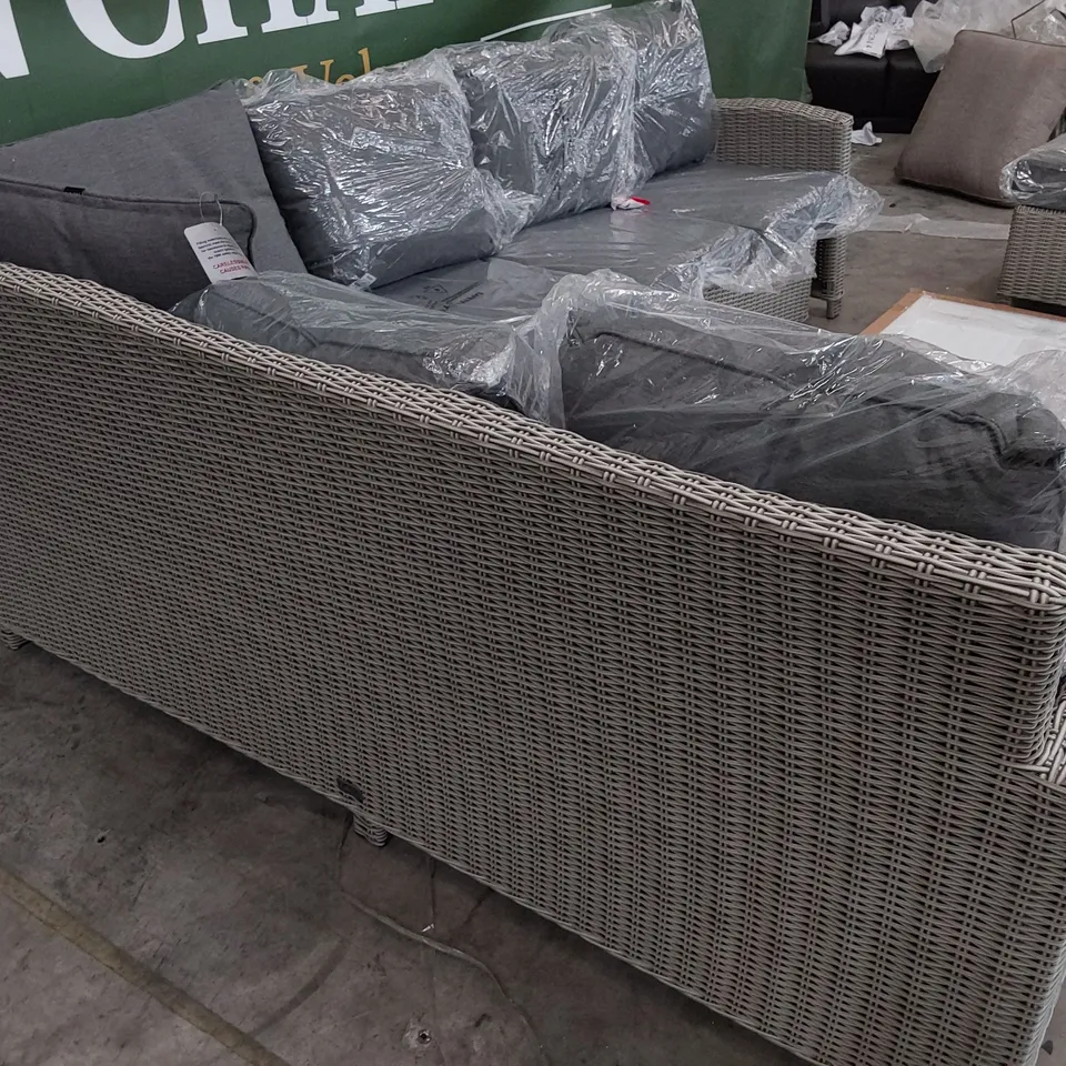 DESIGNER GREER 8 SEATER GRET RATTAN DINING SET WITH CUSHIONS