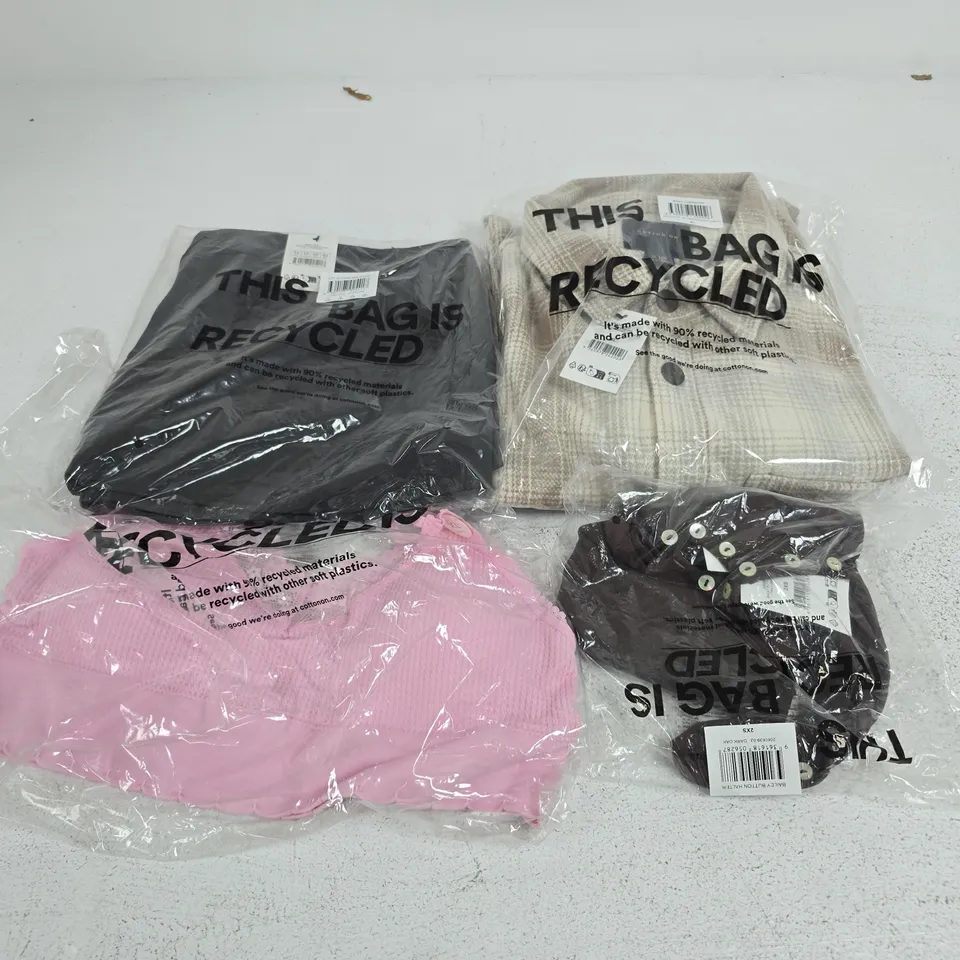 APPROXIMATELY 15 ASSORTED CLOTHING ITEMS IN VARIOUS SIZES, COLOURS & STYLES TO INCLUDE BOXY OVERSHIRT, BAILEY BUTTON HALTER, IZZY SUITING MINI SHORT, ETC