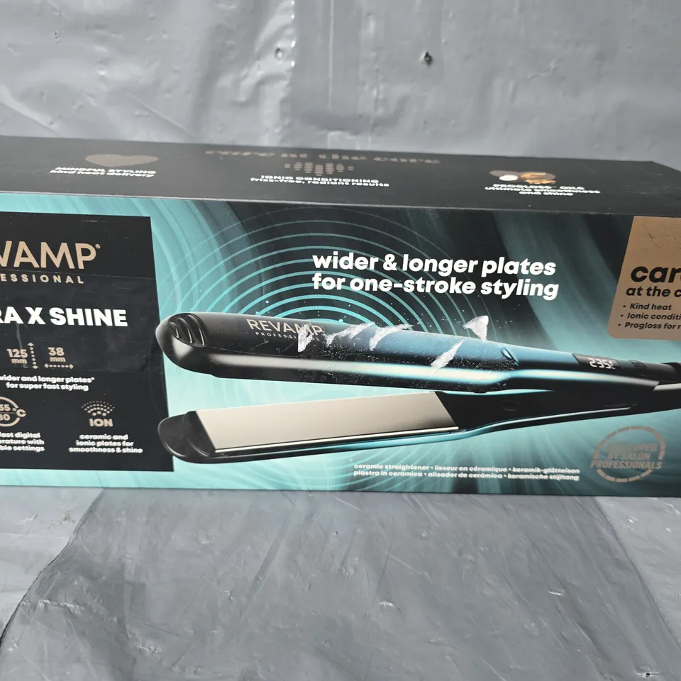 BOXED REVAMP PROFESSIONAL ULTRA X SHINE CERAMIC STRAIGHTENER