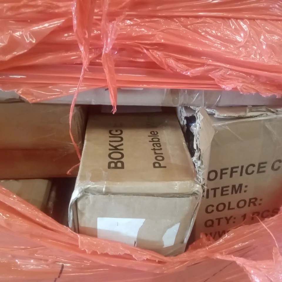 PALLET OF ASSORTED ITEMS INCLUDING CREEKWOOD MODENA MIRROR, OFFICE CHAIR, PORTABLE WARDROBE 