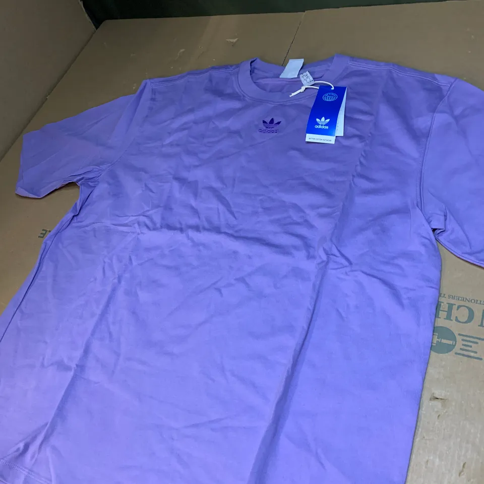 Adidas original lose fit t-shirt size s