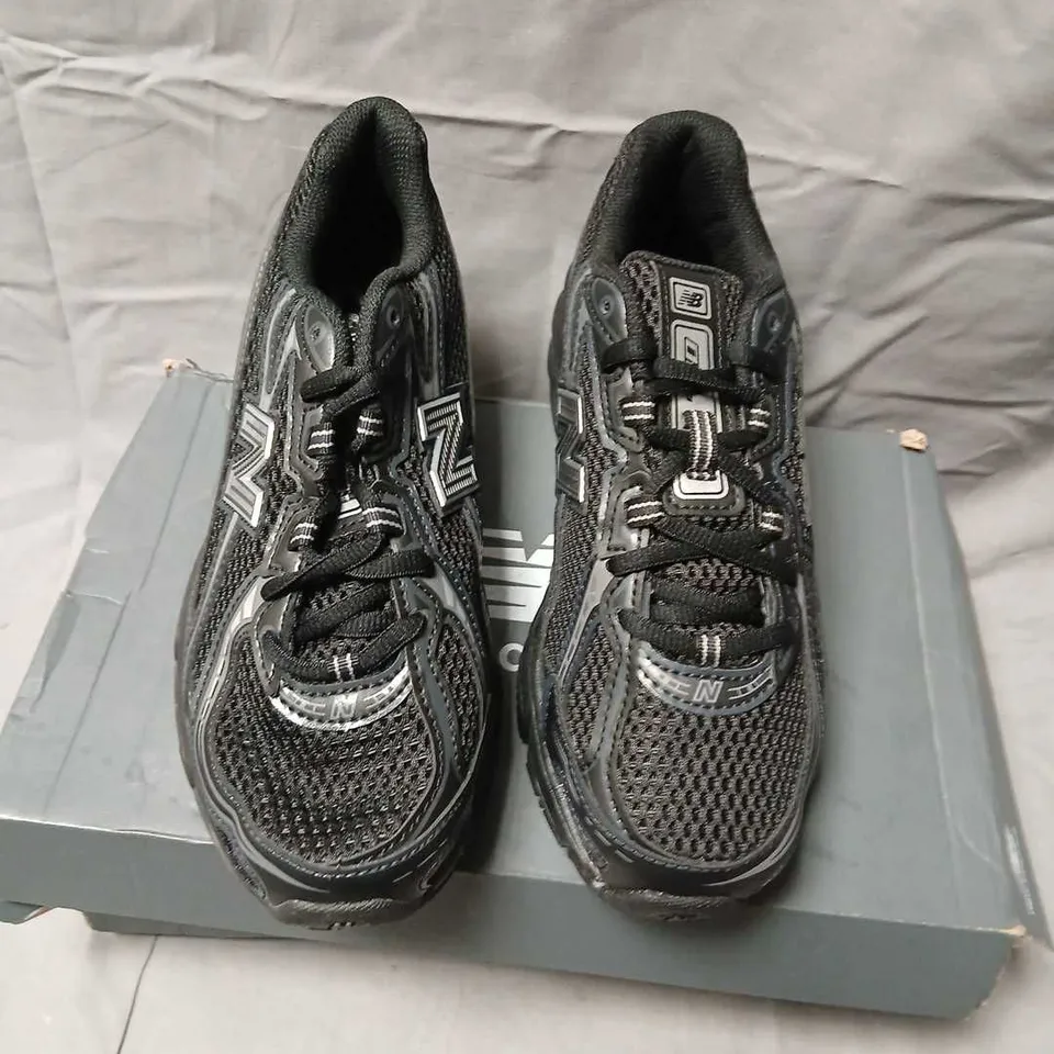 NEW BALANCE NB 740 YOUTH RUNNING SHOES – BLACK/GRAY, UK 4