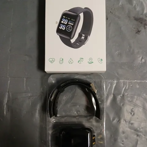 BOXED HEALTH TRACKING SMARTWATCH 