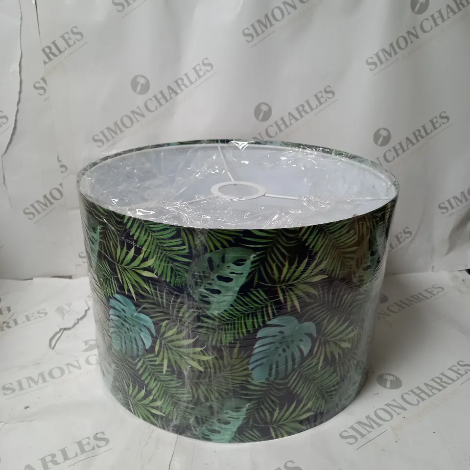 BOXED BAY ISLE HOME KUROVA 1 LIGHT DRUM PLASTIC CEILING PENDANT 
