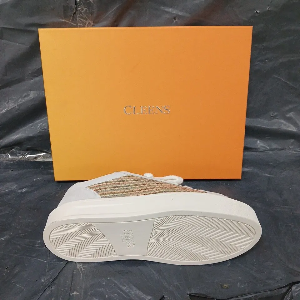 BOXED PAIR OF CLEENS ACE DOVE GREY UK 9