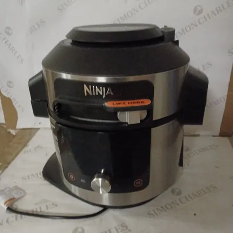 NINJA FOODI SMARTLID 7.5L MULTI COOKER & AIR FRYER