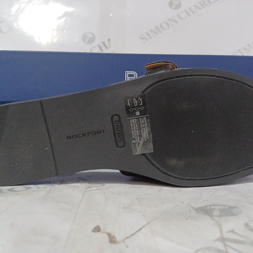 BOXED PAIR OF ROCKPORT YARA FLAT SANDALS IN BLACK UK SIZE 7