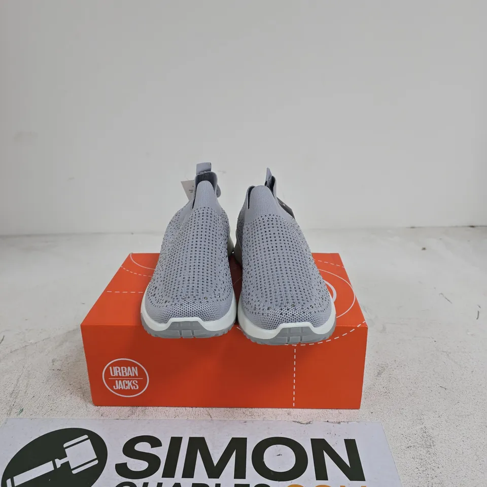 URBAN JACKS COCKTAIL GREY SIZE 8 BOXED
