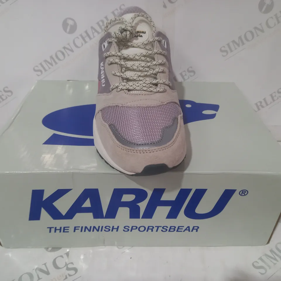 BOXED PAIR OF KARHU SHOES IN MULTICOLOUR UK SIZE 7