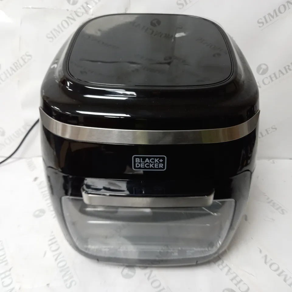 BOXED BLACK + DECKER 11L DIGITAL AIR FRYER OVEN BXAF17088GB