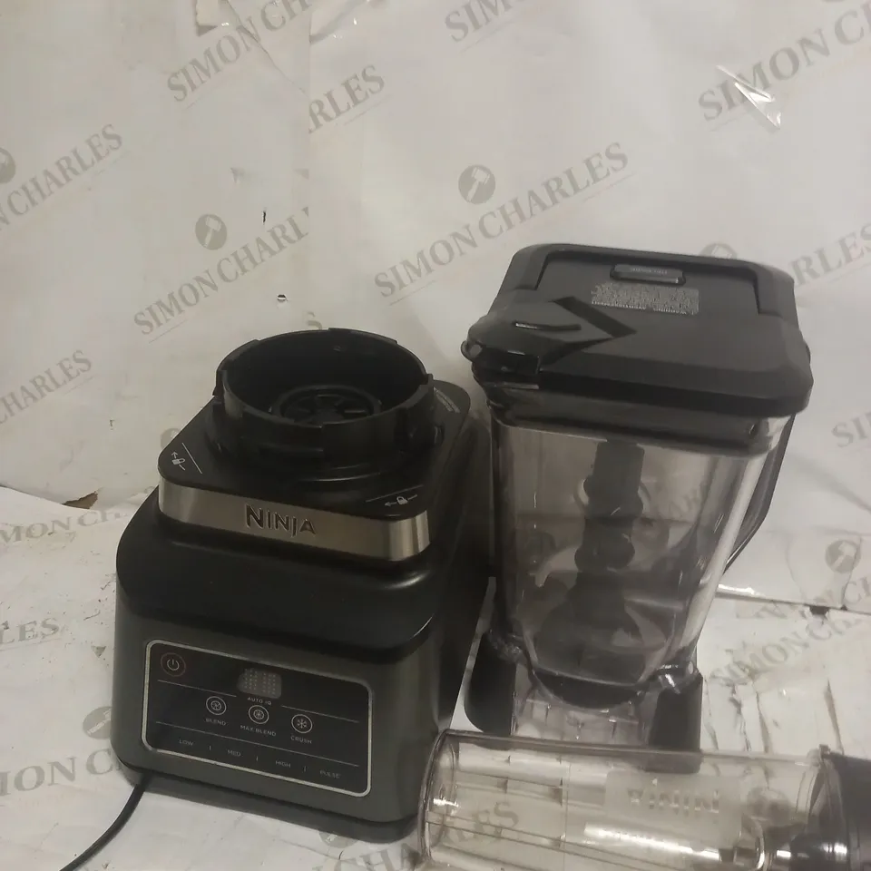 NINJA BLENDER WITH AUTO-IQ (BN750UK) BLACK/SILVER