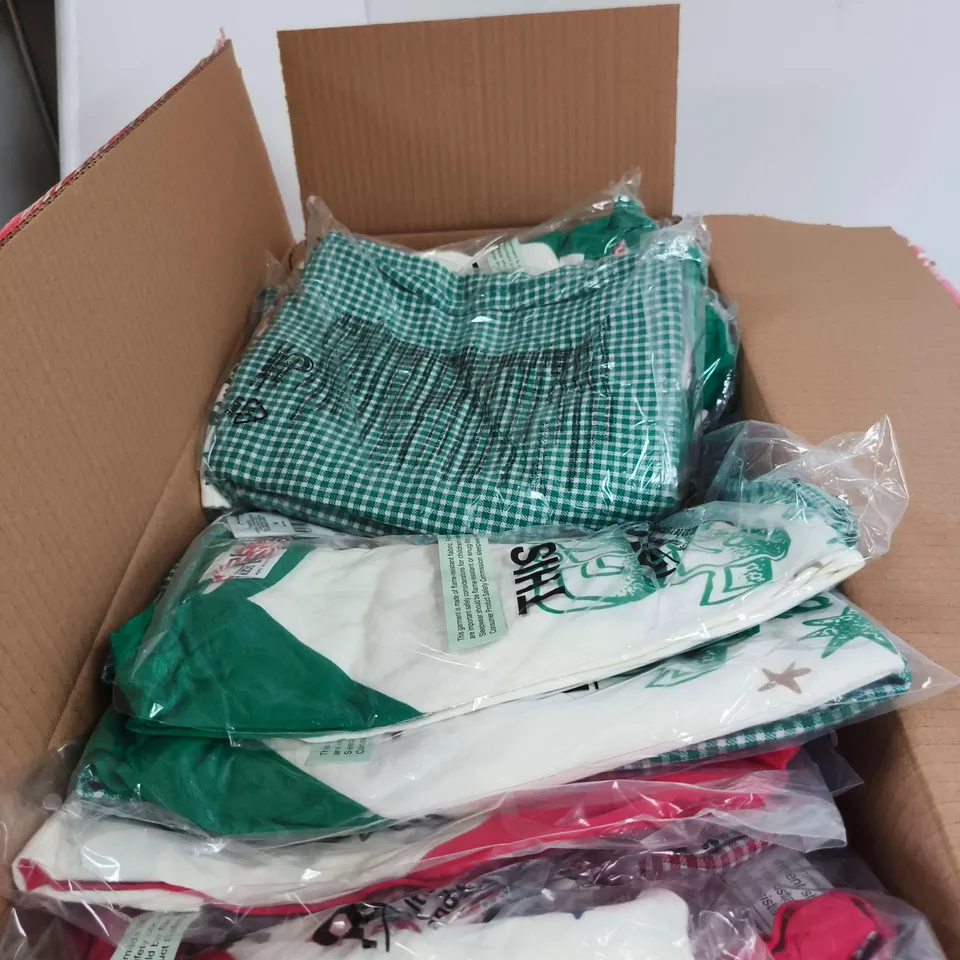 BOX OF APPROXIMATELY 25 ASSORTED CLOTHING ITEMS TO INCLUDE KIDS CHRISTMAS LONG SLEEVE PJ SET RED GINGHAM/RUDOLPH