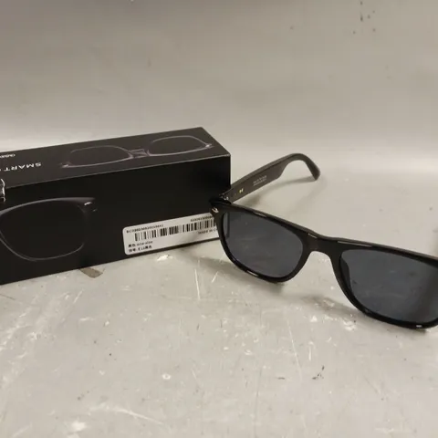 BOXED BLACK FRAMED SMART GLASSES