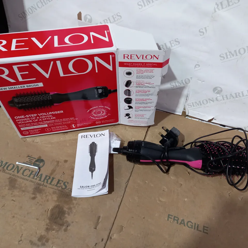 REVLON SALON ONE-STEP HAIR DRYER AND VOLUMISER  RRP £69.99
