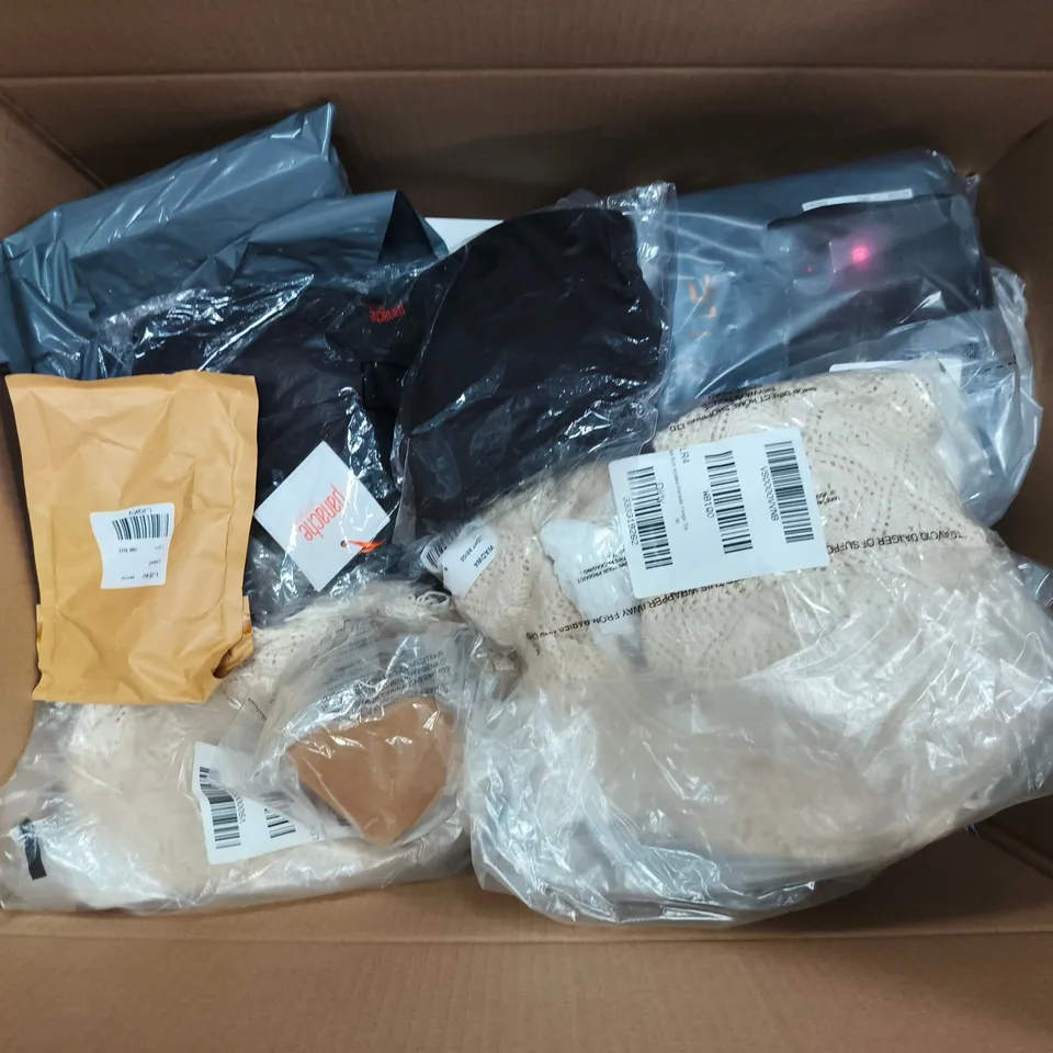 APPROXIMATELY 20 ASSORTED ITEMS TO INCLUDE PAW PATROL WALKIE TALKIES, POINTELLE FRINGE TOP, POWER WIRED SPORTS BRA, ETC