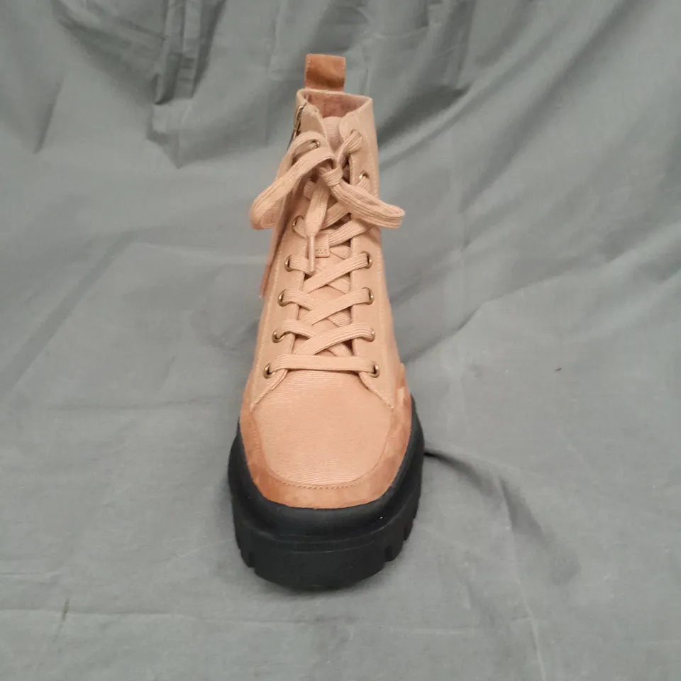 VIONIC LADIES TOFFEE WATERPROOF LACE UP HIKING BOOTS SIZE 5