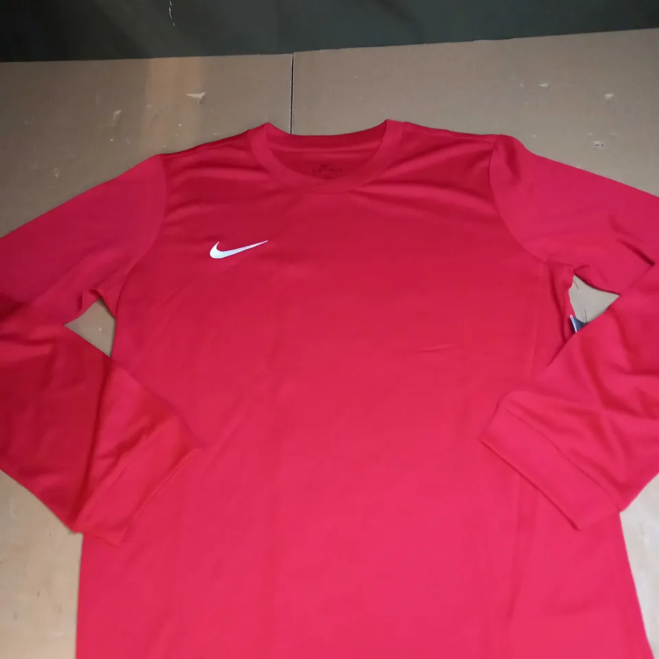 NIKE LONG SLEEVED YOUTH UNISEX T-SHIRT SIZE XL