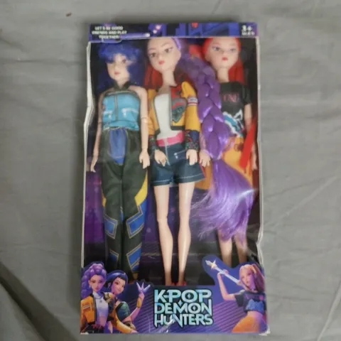 KPOP DEMON HUNTERS DOLLS SET – 3 FASHION DOLLS IN BOXED PACKAGING (NO.117)
