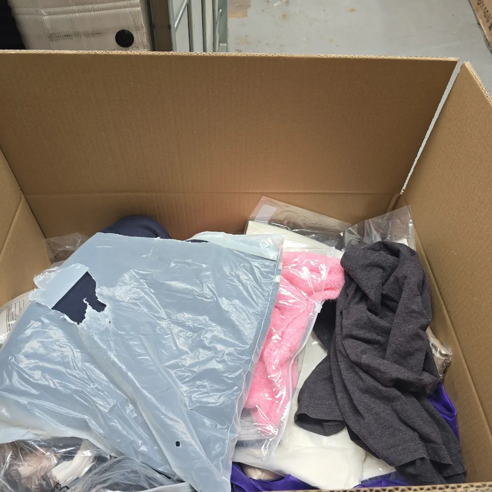 BOX OF APPROXIMATELY 30 ASSORTED CLOTHING ITEMS TO INCLUDE TED BAKER SOCKS, F&F ETC