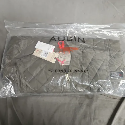 BAGGED AUBIN & WILLS QUILTED GILET – WASHED KHAKI, SIZE LARGE