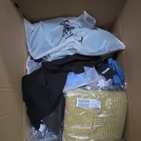 LARGE BOX OF APPROXIMATELY 25 ASSORTED CLOTHING ITEMS IN VARIOUS COLOURS, STYLES AND SIZES - COLLECTION ONLY