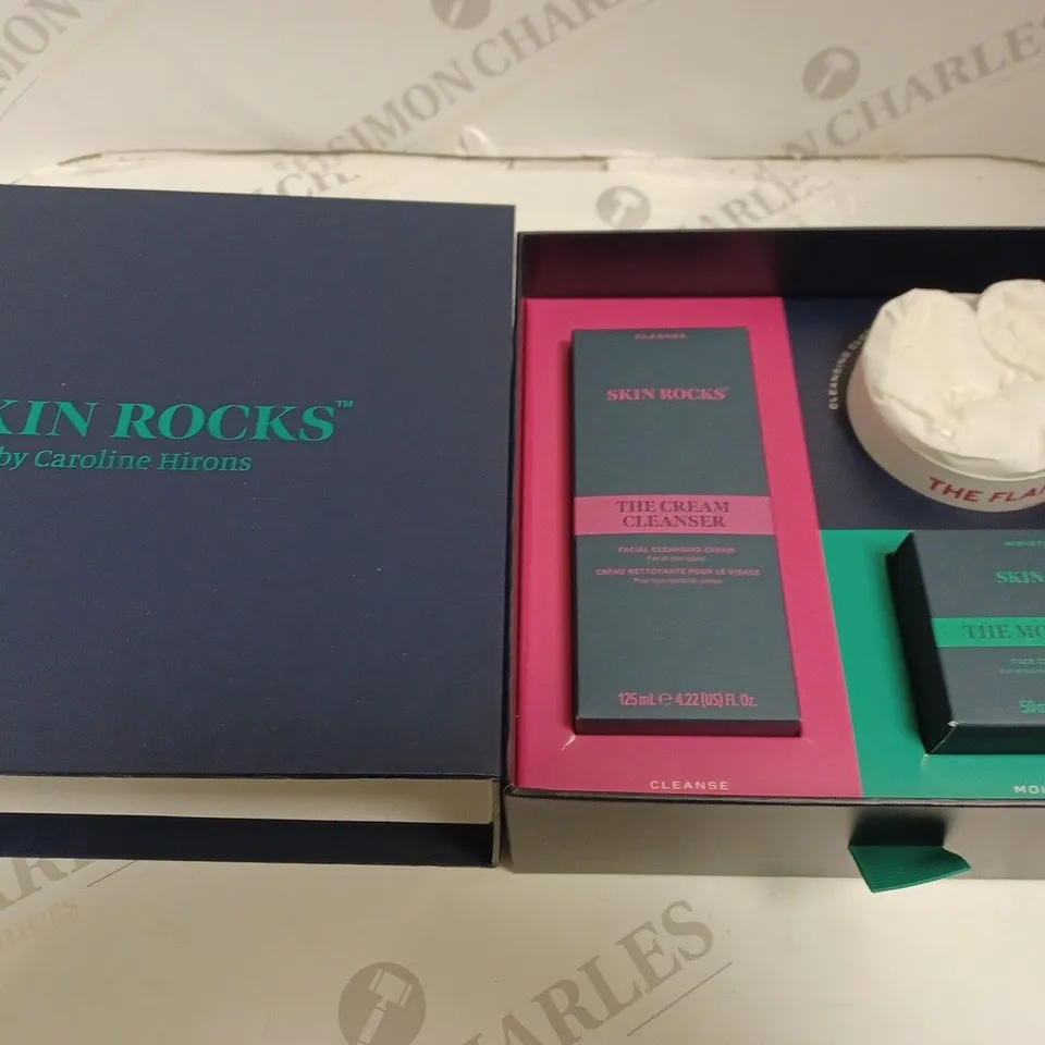 SKIN ROCKS BY CAROLINE HIRONS 3-PIECE SET