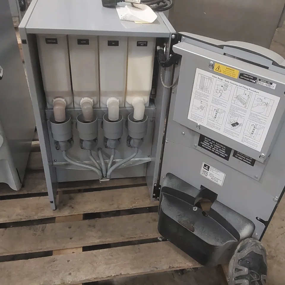 ADESSO COMMERCIAL COFFEE VENDING MACHINE