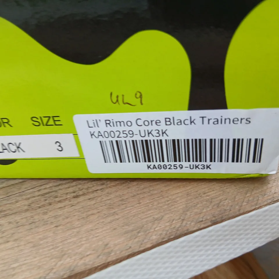 BOXED KOI KIDZ LIL' RIMO CORE BLACK TRAINERS – KIDS UK 3