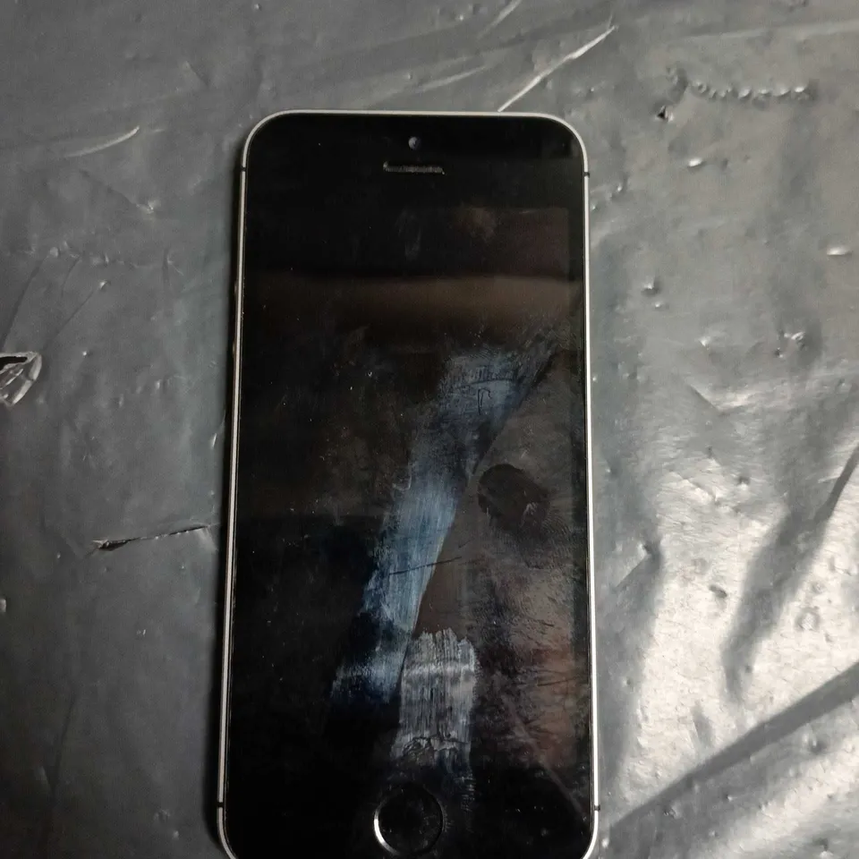 APPLE IPHONE SE A1723