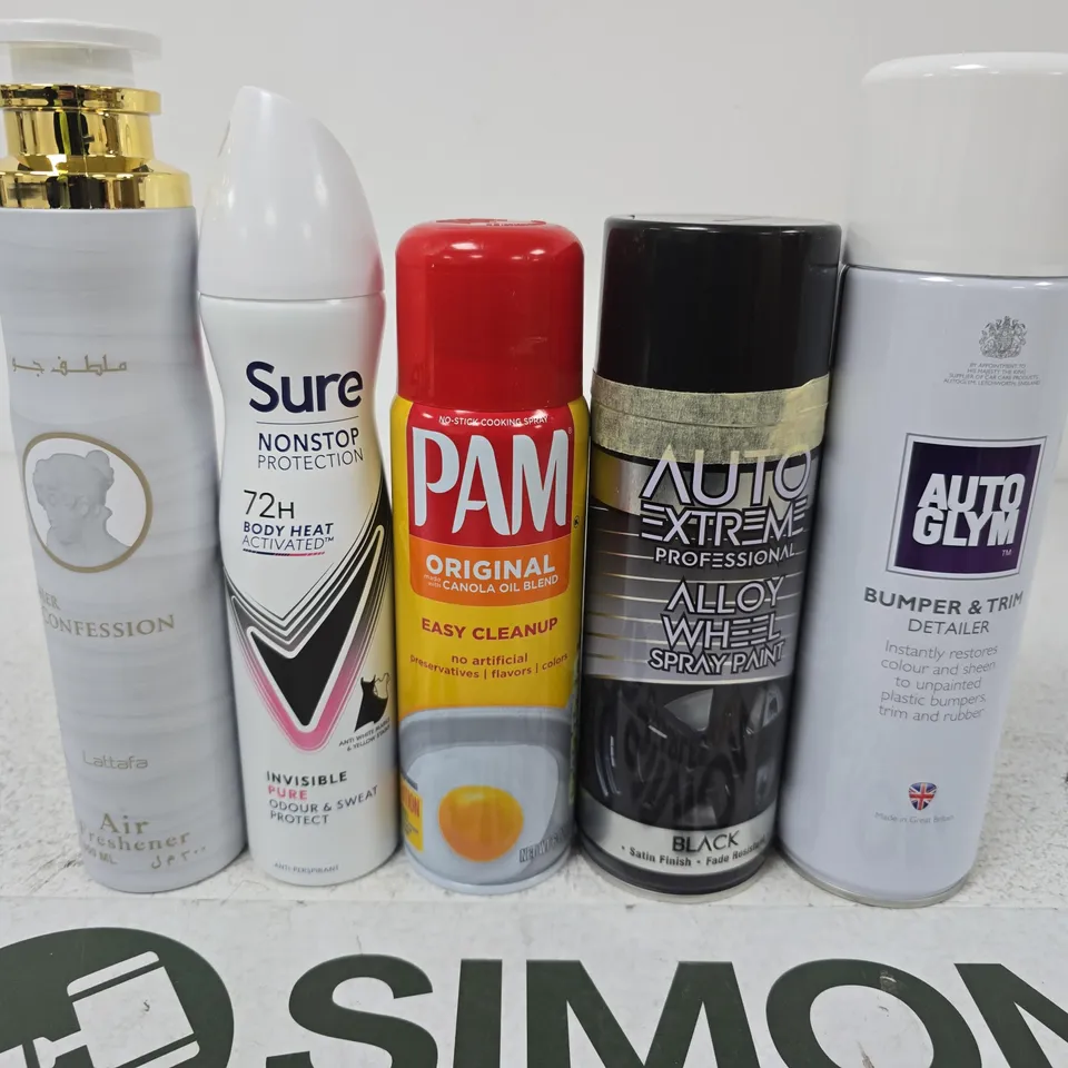 APPROXIMATELY 15 ASSORTED AEROSOLS TO INCLUDE AUTO GLYM, SURE AND AIR FRESHENER 