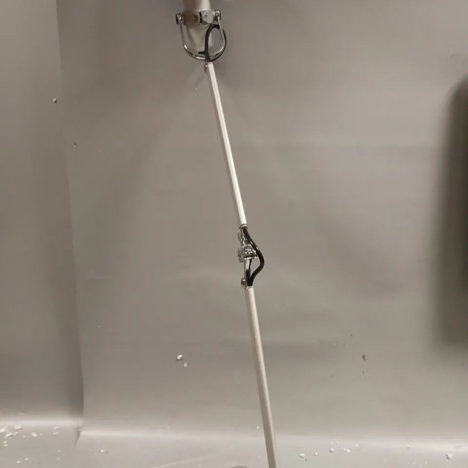 APPROXIMATELY 10 ASSORTED LIGHTING FIXTURES IN VARIOUS STYLES & SIZES - COLLECTION ONLY