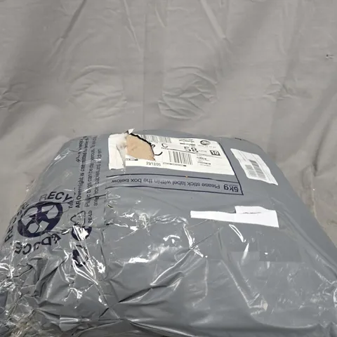 COZE HOME PRINT FAUX AND VELVET THORW