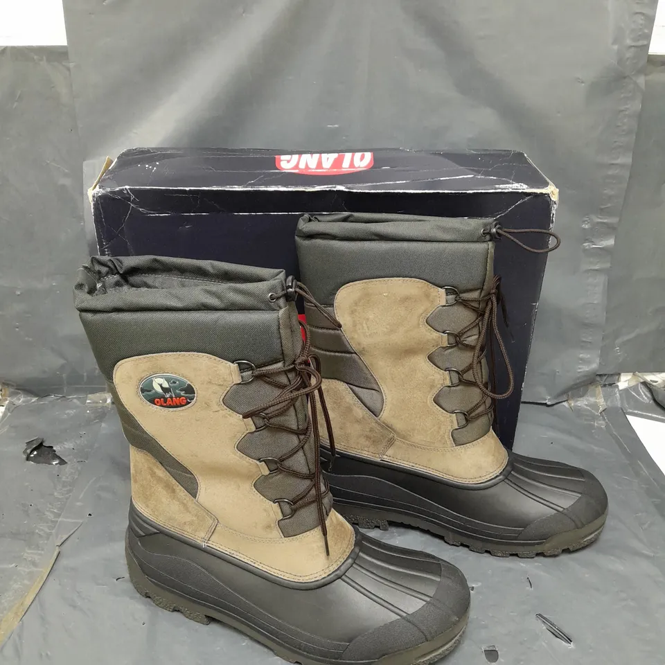 BOXED PAIR OF OLANG CANADIAN LINED WELLIE 813 FANGO UK 12/13 