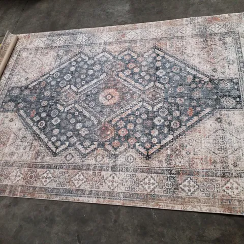 BRAND NEW JAIPUR LIVING VANADEY VESNA RUG IN BLUE MIRAGE/INDIA INK - 5'3"×7'6" 