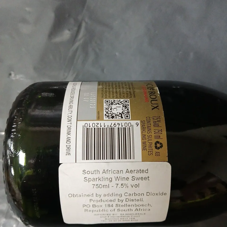 Le Roux South African Aerated Sparkling Wine - Sweet, 750ml