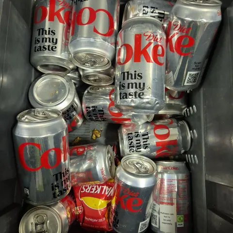 APPROXIMATELY 15 ASSORTED FOOD/DRINK PRODUCTS TO INCLUDE DIET COKE & WALKERS CRISP