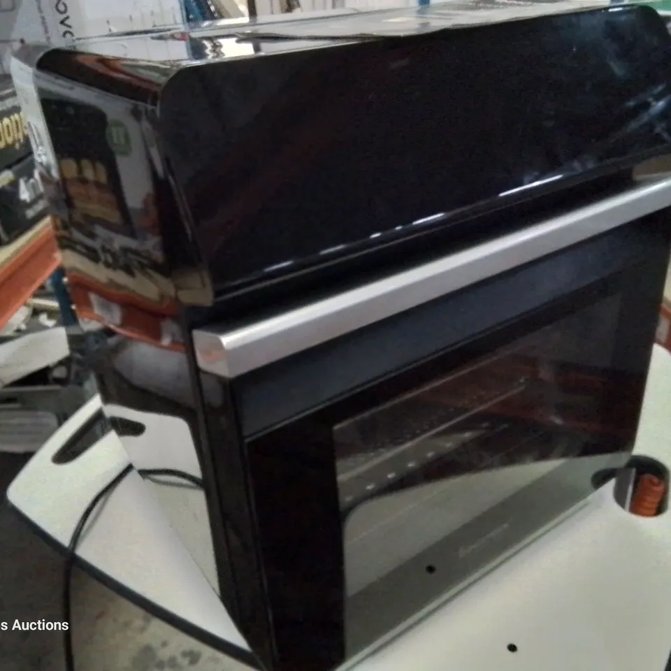 BOXED INNOTECK KITCHEN PRO 9 IN 1 DIGITAL STEAM AIR FRYER OVEN