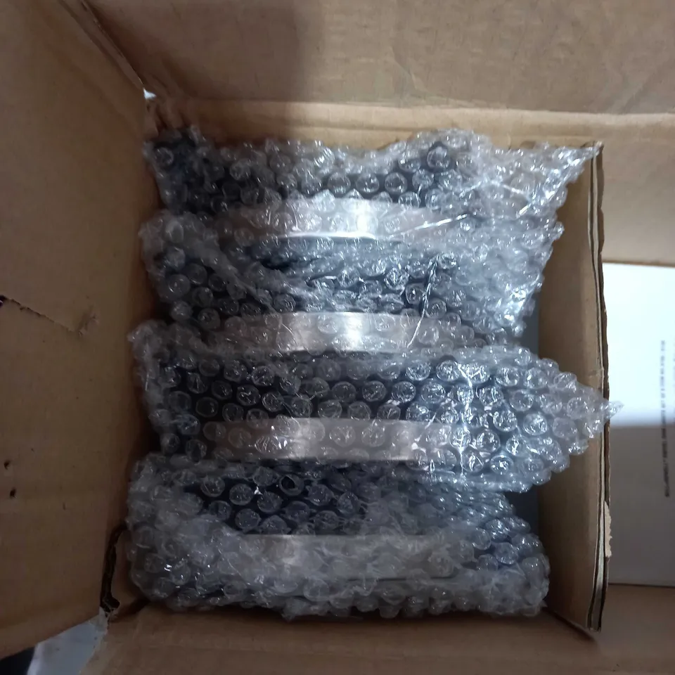 BELL & HOWELL OUTDOOR SOLAR LIGHTS 