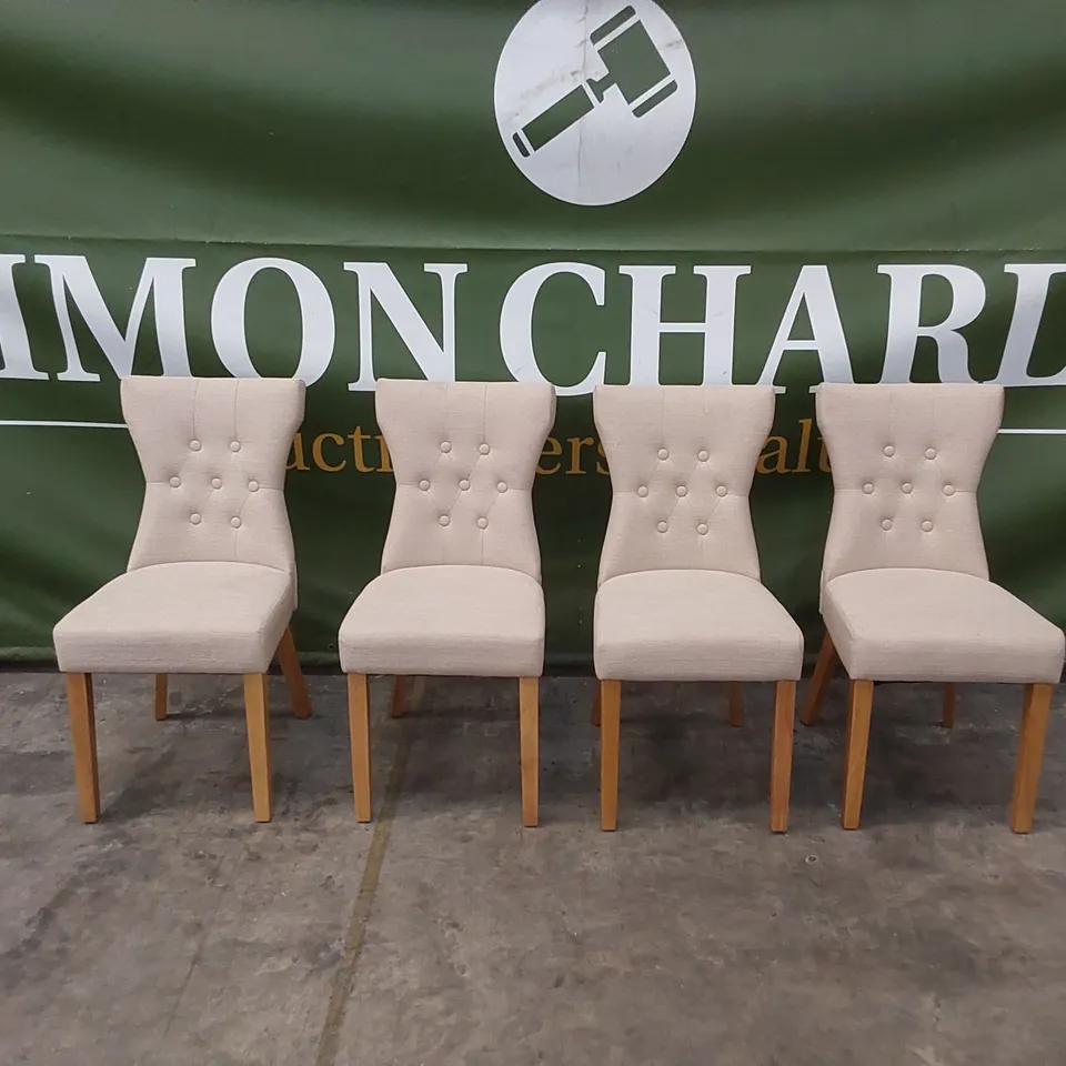 SET OF 4 BEWLEY OATMEAL FABRIC BUTTON BACK DINING CHAIRS WITH OAK LEGS