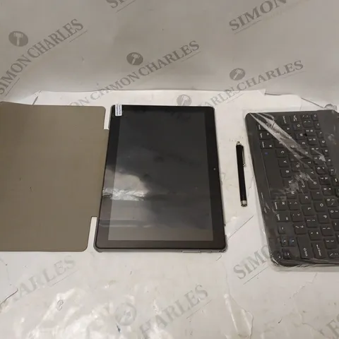 BOXED TABLET PC WITH ACCESSORIES AND KEYBOARD