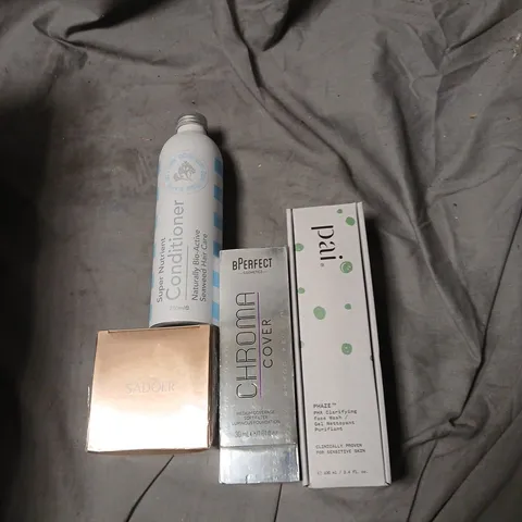 APPROXIMATELY 30 ITEMS INCLUDING ASSORTED HEALTH & BEAUTY ITEMS: PIXI SKINCARE, NAIL ART MARKER SET AND MIXED COSMETICS WITH BRANDS SUCH AS PAI B PERFECT AND SADOER .