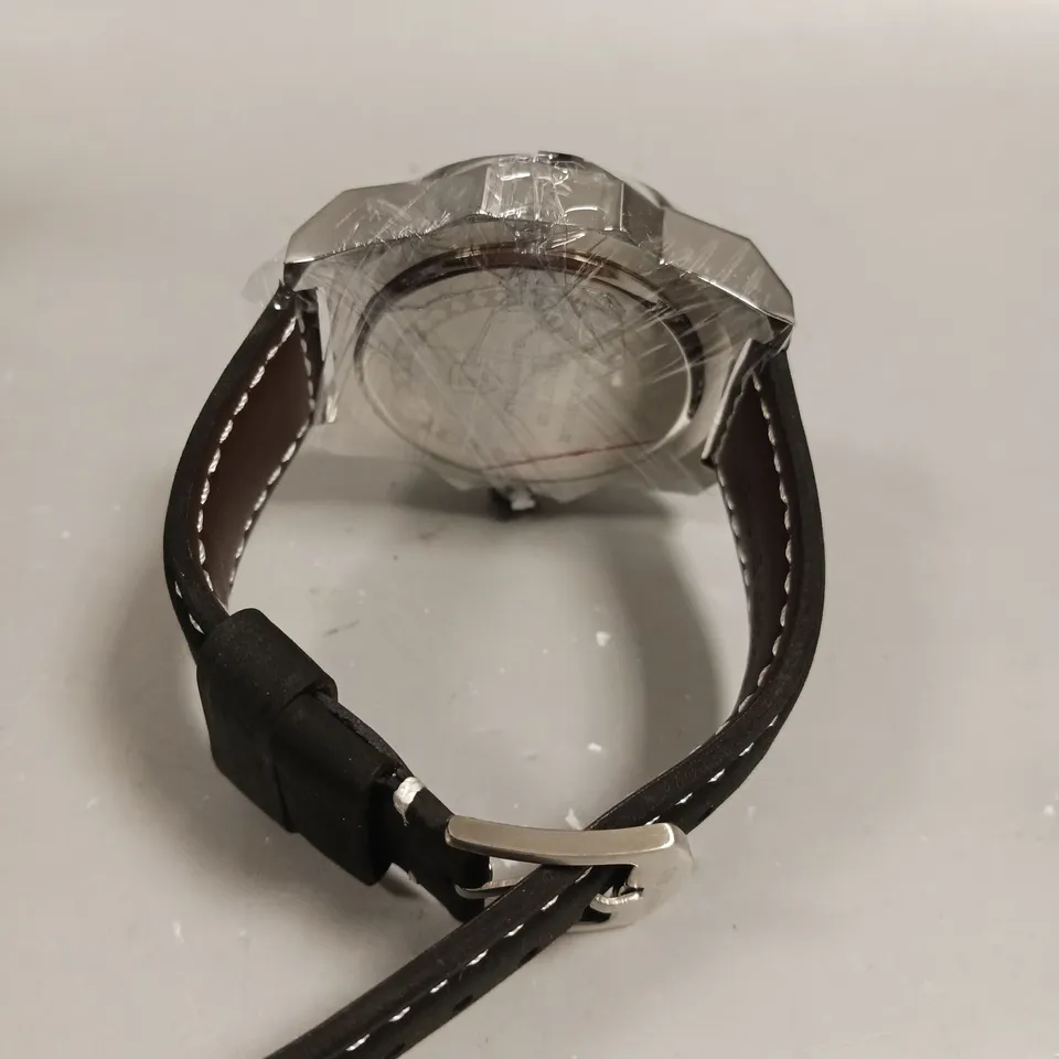 MENS LOUIS LACOMBE CHRONGRAPH WATCH – 3 SUB DIALS – SILVER COLOUR CASE – LEATHER STRAP