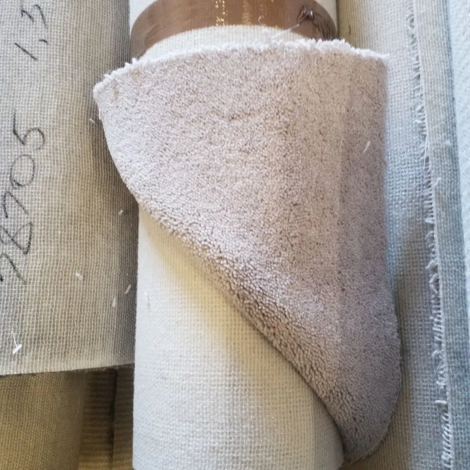 ROLL OF QUALITY 4M ROSEDALE COTE HILL CARPET - 4×1.69M