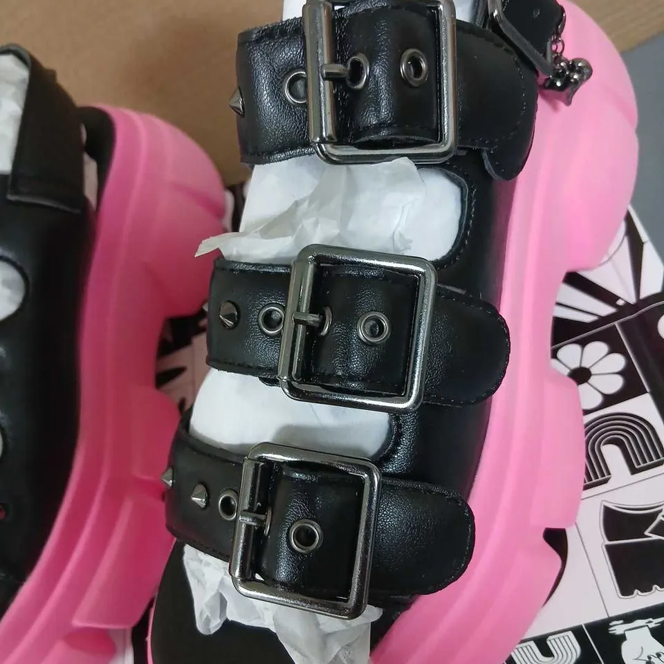KOI FOOTWEAR STICKY SECRETS CHUNKY SANDALS – BLACK & PINK– UK 7