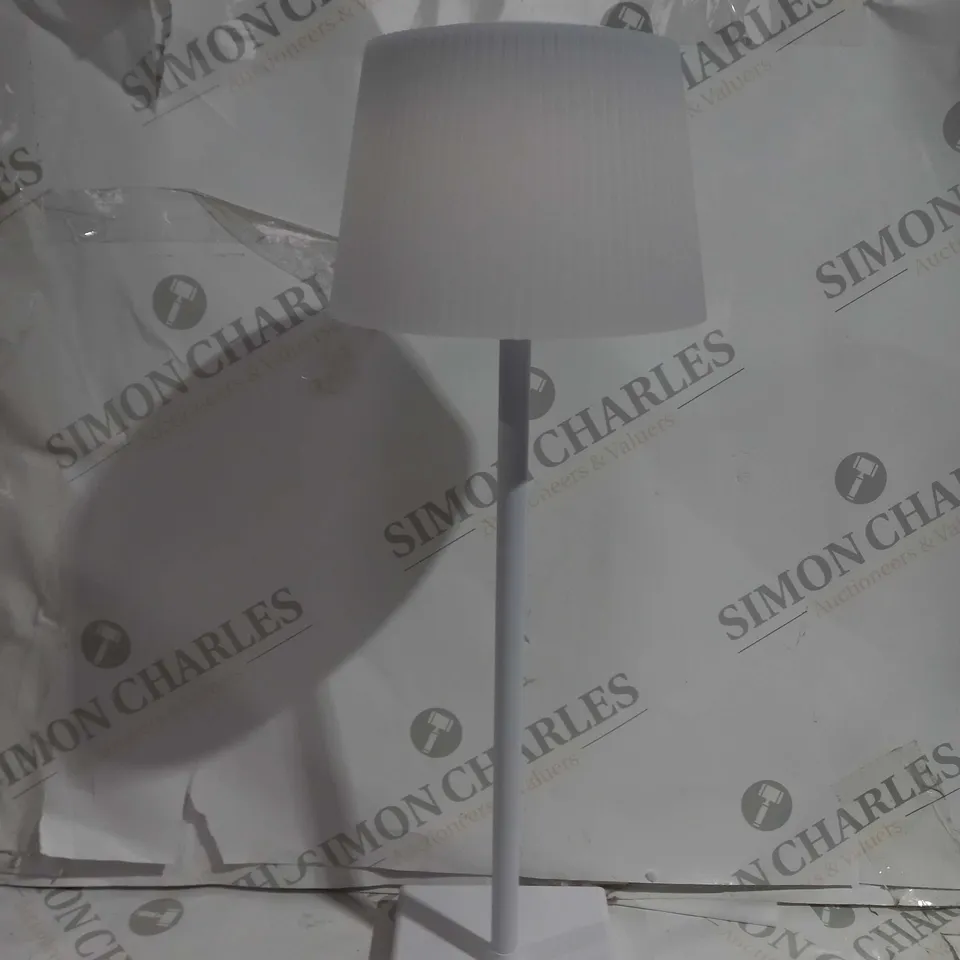 SFIXX SET OF 2 INDOOR OUTDOOR TOUCH TABLE LIGHTS - WHITE