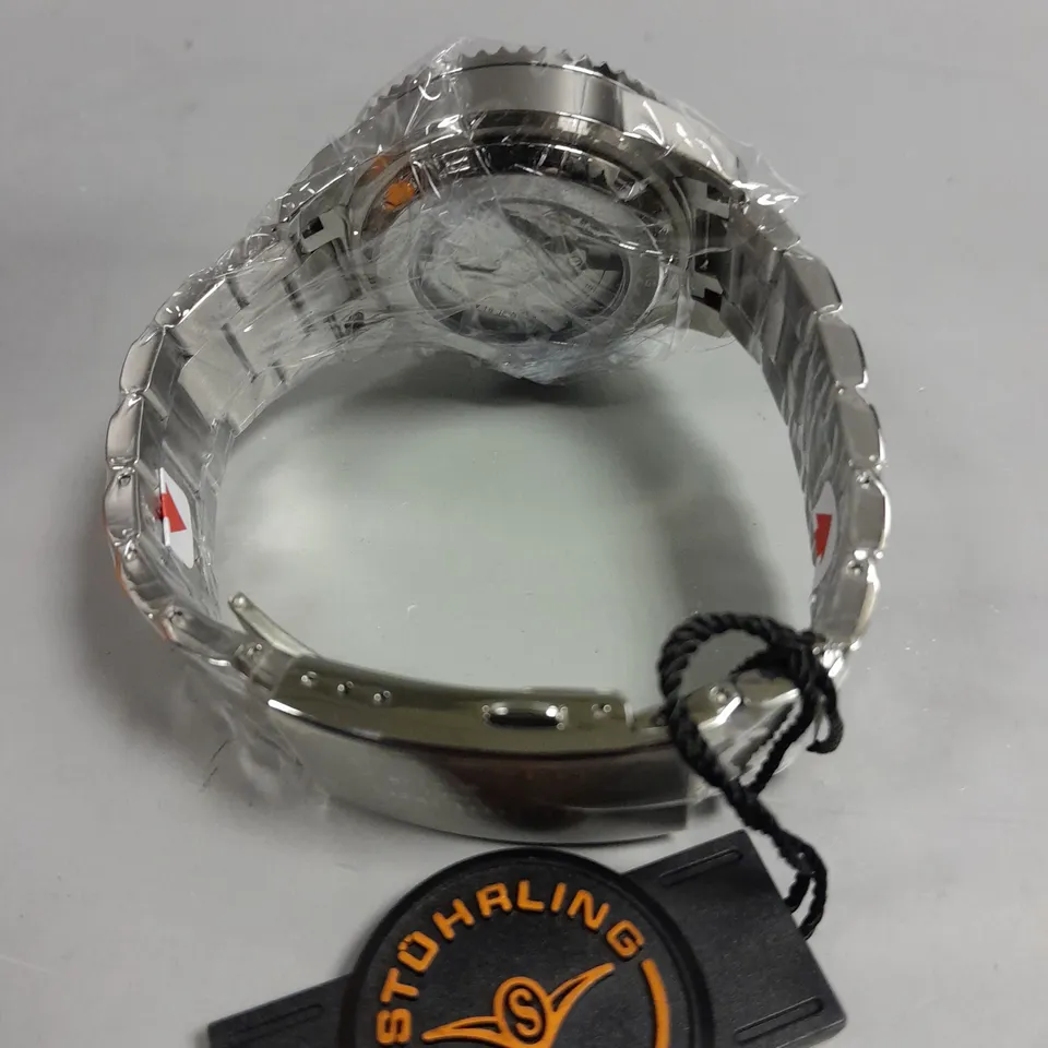 STUHRLING PRO SPORT DIVER GREEN DIAL MENS WATCH