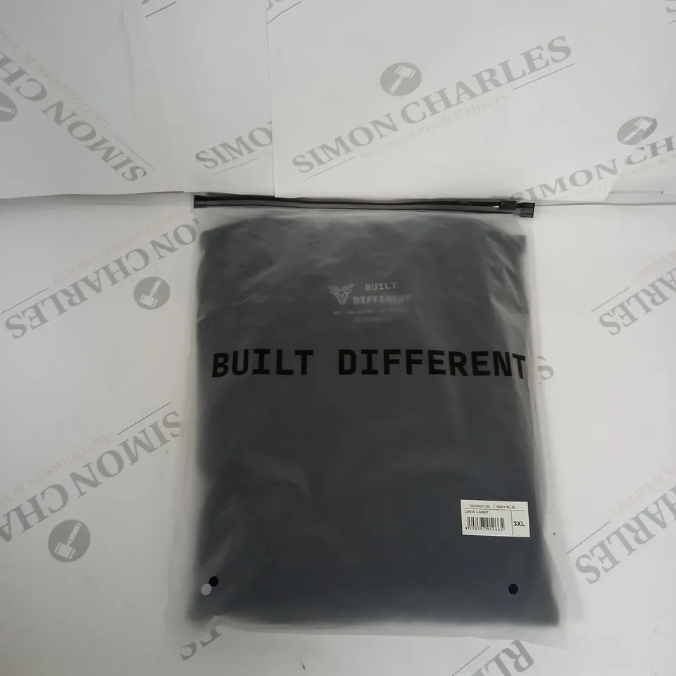 BAGGED BUILT DIFFERENT CREW NECK T-SHIRT SIZE 3XL