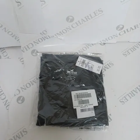 BAGGED HOLLISTER CASUAL T-SHIRT SIZE L