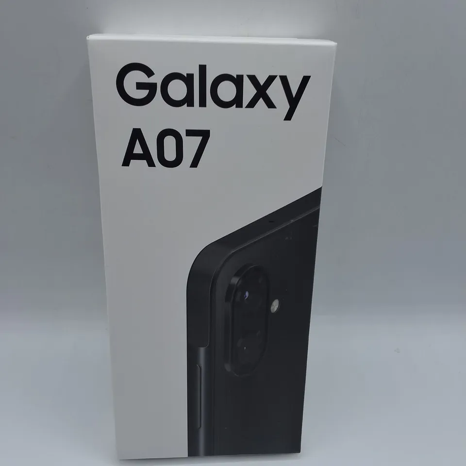 BOXED SAMSUNG GALAXY A07 4/64GB IN BLACK - SM-A075F